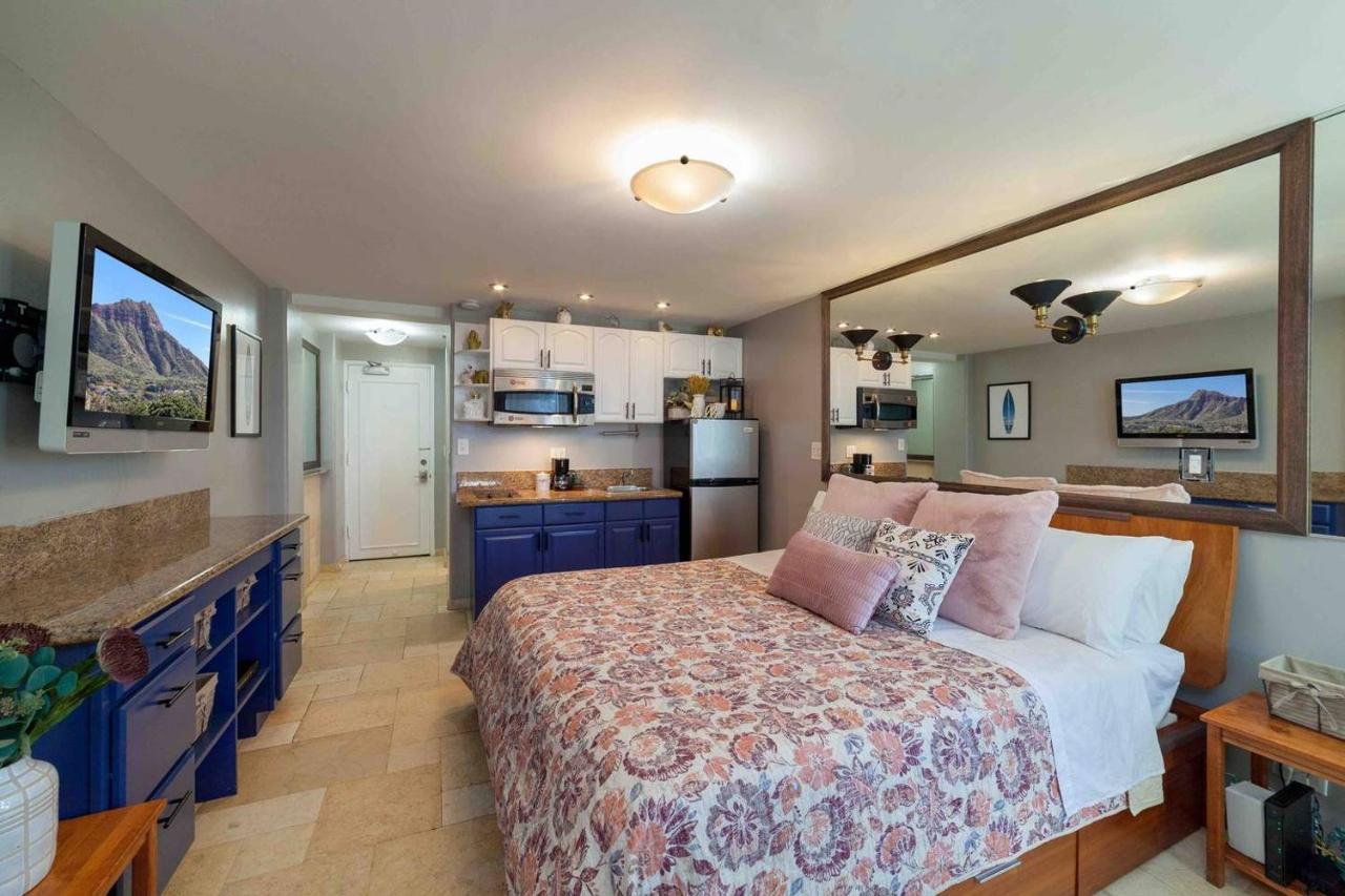 @ Marbella Lane Studio, 15 Steps From The Beach, 11 Mins From The Airport Гонолулу Экстерьер фото